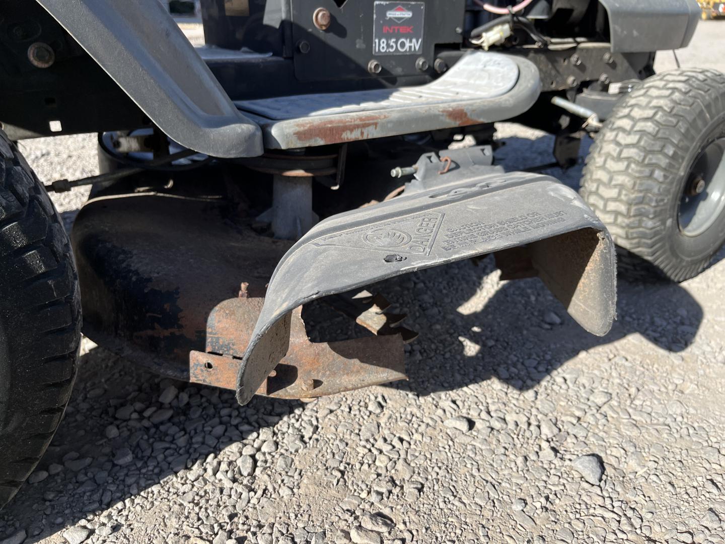 ./imagenes/INVOICE/2019/17239/CORTADORA DE ZACATE CRAFTSMAN LT 1000 (22).JPG